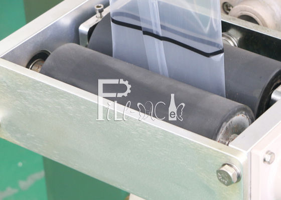 Kompozit Film Poşet Sıvı Dolum Makinesi Tedarikçi