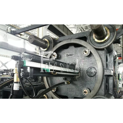 PET Kova Servo Tahrikli için 2600KN Yatay Plastik Preform Enjeksiyon Makinesi Tedarikçi