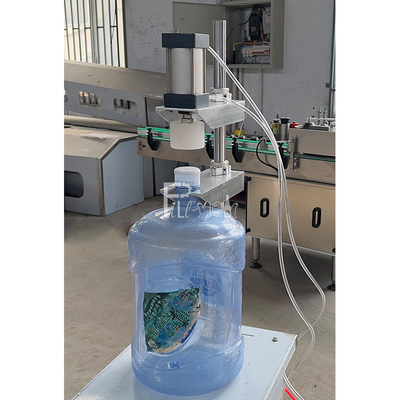 Galon Dolum Makinesi için Otomatik Plastik Şişe 3 Galon 5 Galon 20 Litre Şişelenmiş Su Kapatma Makinesi ekipmanı Tedarikçi