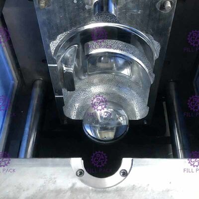 5 Galon Yarı Otomatik 120bph 30mm Plastik PET Şişe Şişirme Makinesi Tedarikçi