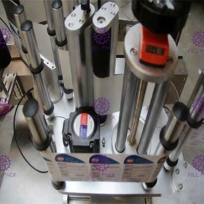 Otomatik Kare Düz Şişe Özel Şekilli Şişe etiketleme Çift Taraflı Yapışkanlı Etiket Etiketleme Makinesi Ekipmanları Tedarikçi