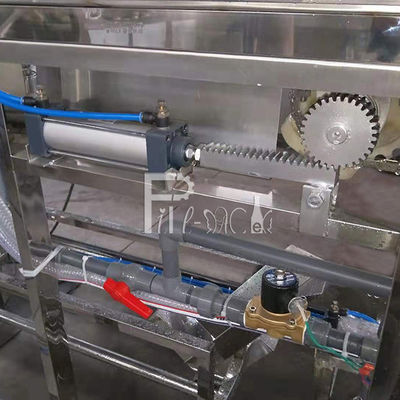 20 Litre Tek Sıra 120 BPH Galon Dolum Hattı Tedarikçi