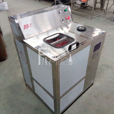 SUS 304 Boru Bağlantısı 300 BPH Galon Su Tesisi Tedarikçi