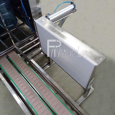 Çift Şişe Tutucular Line 300BPH 3 Galon Dolum Makinesi Tedarikçi