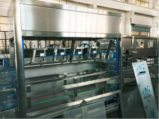 3 Başlı Otomatik Kovayı Kapatma Makinesi 1500 bph Tedarikçi