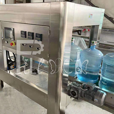 2.5kw Otomatik 5 Galon 2200bph Su Şişesi Paketleme Makinası Tedarikçi