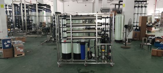 Su fabrikası için 4040 membranlı 2000LPH İçme suyu RO su arıtma tesisi Tedarikçi